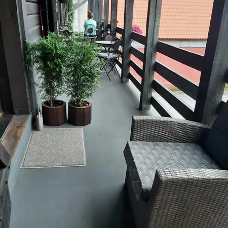 Kuninga * Pärnu